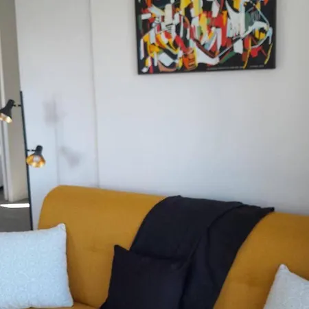 Neuf Lumineux Avec Balcon, Wi-fi, Au Pied De La Du Chay, - Fr-1-494-126 *