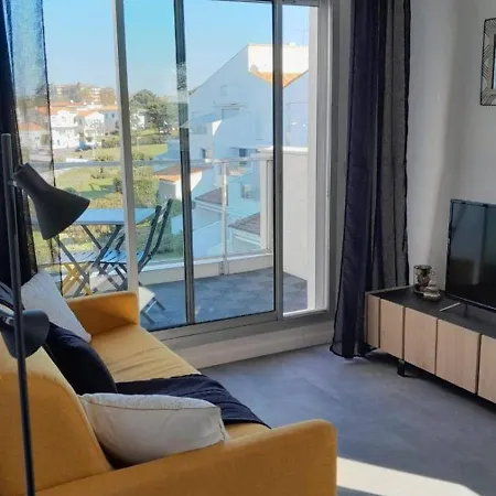 Neuf Lumineux Avec Balcon, Wi-fi, Au Pied De La Du Chay, - Fr-1-494-126 Apartment *