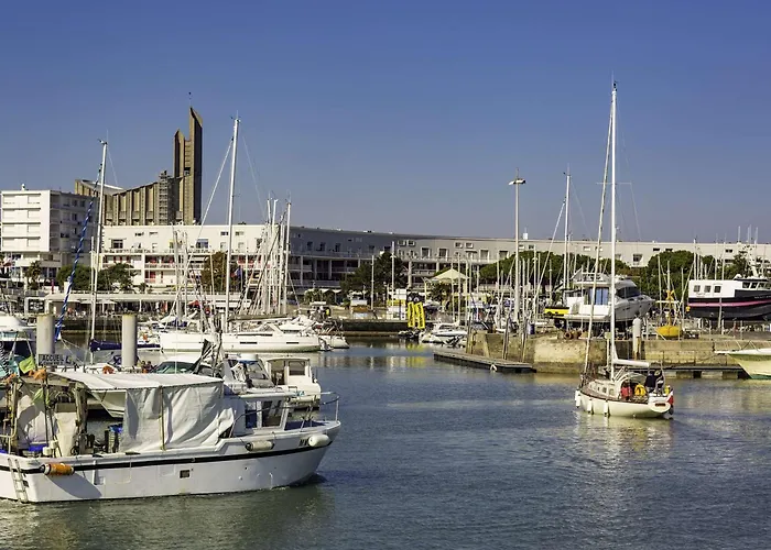 Neuf Lumineux Avec Balcon, Wi-fi, Au Pied De La Du Chay, - Fr-1-494-126 Lejlighed Royan